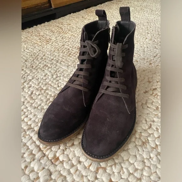 Bottega Veneta Suede Chelsea Boots Sz 9 1/2 US,41 1/2 EU Zipper Side